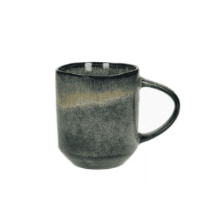 mug en grès de couleur gris brun et bleu. Le mug possède une anse