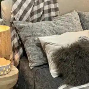 Grand coussin kaki maison de vacances jacquard