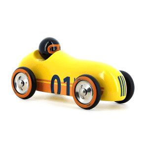 Voiture en bois jaune