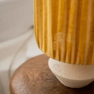 Lampe à Poser Pitchoun | Enamoura - Jaune, Grès Chamotté Ivoire