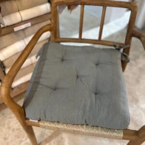 Galette de Chaise, Différents motifs | Madam Stoltz - Rayures Vertes et Noires